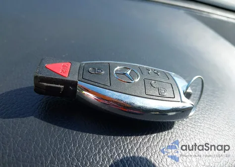 2018 Mercedes-Benz Cla 250 4Matic z USA, uszkodzony, nr VIN WDDSJ4GB0JN596791